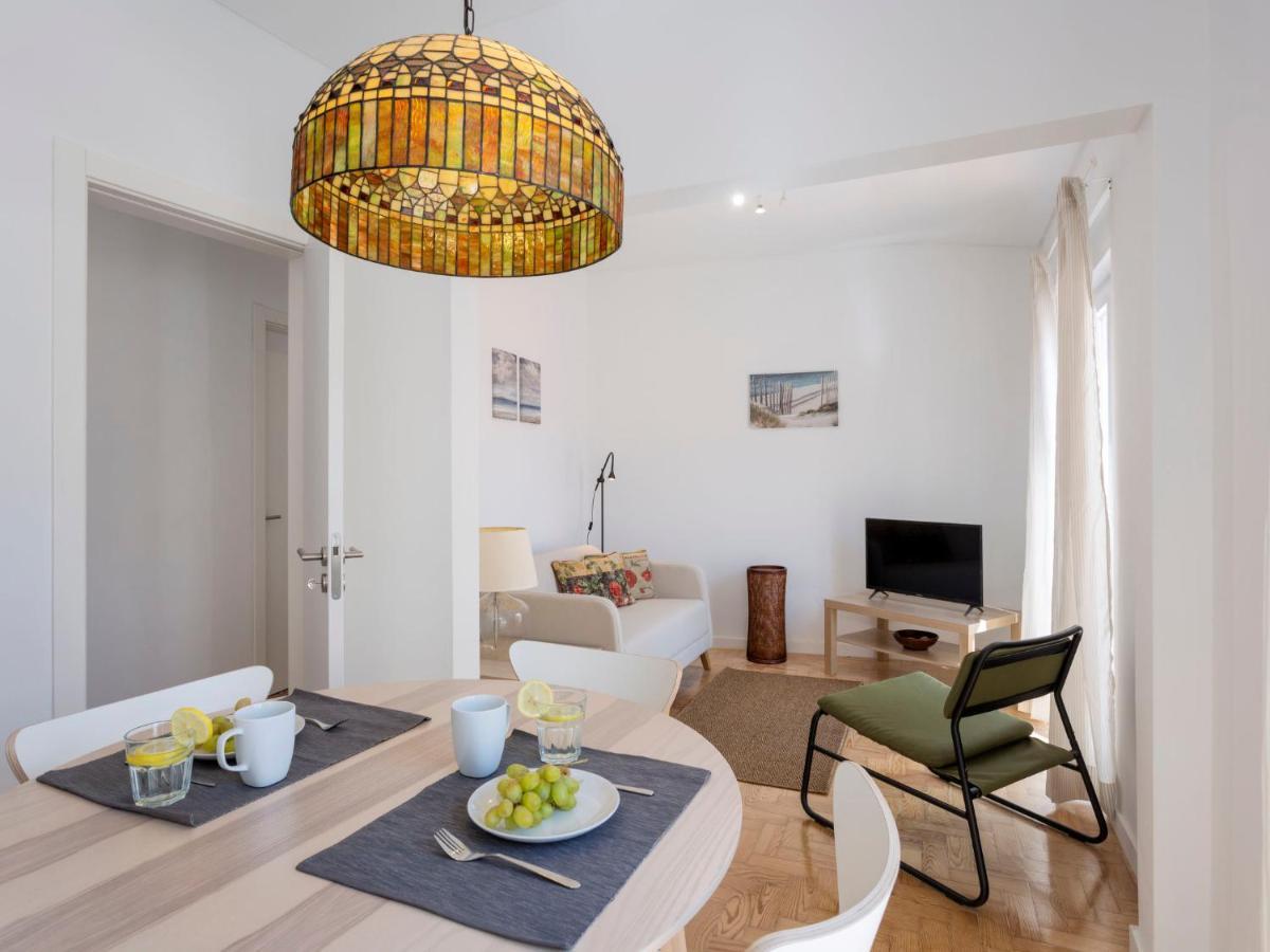 Apartment Dona Meia By Interhome